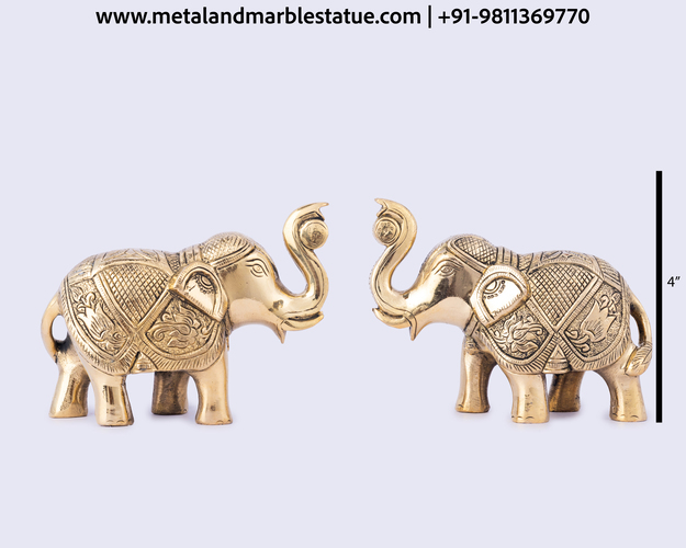 Elephant statue 4"