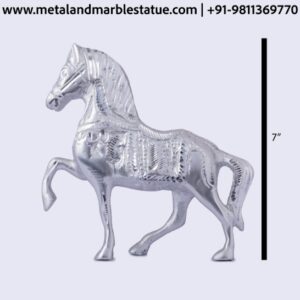 Horse Statue 7"